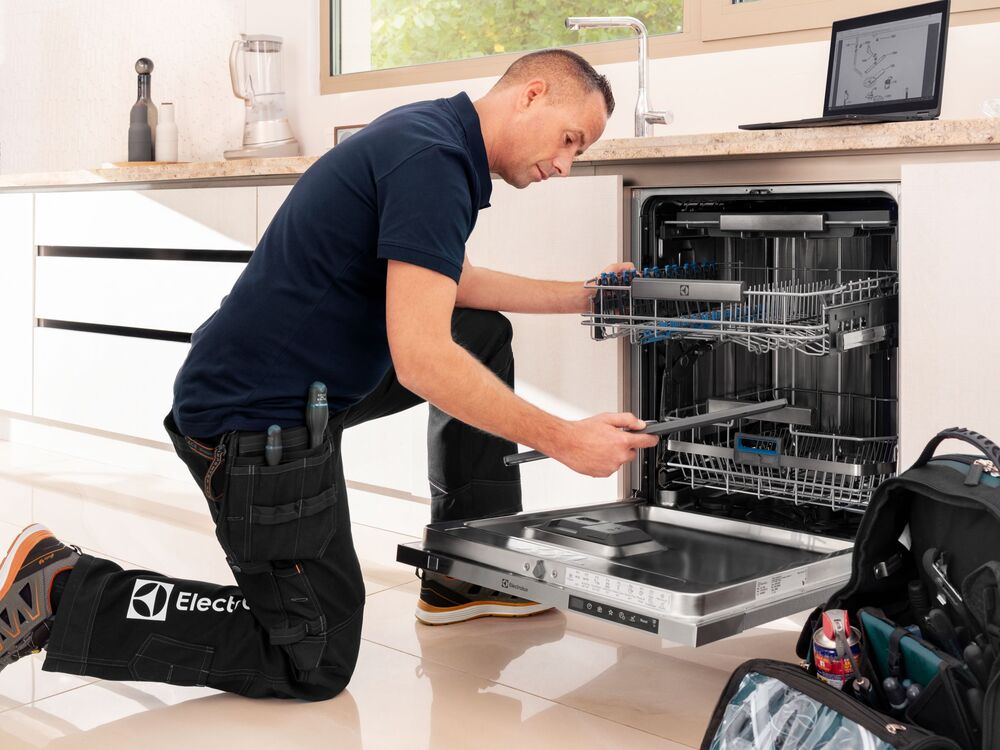 Doświadczony zespół serwisantów RepairPro Gear
